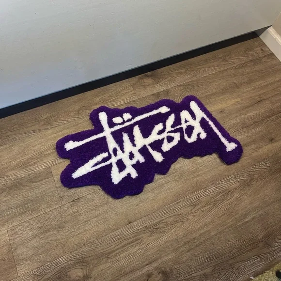 STüSSY RUG - Picture 2 of 2